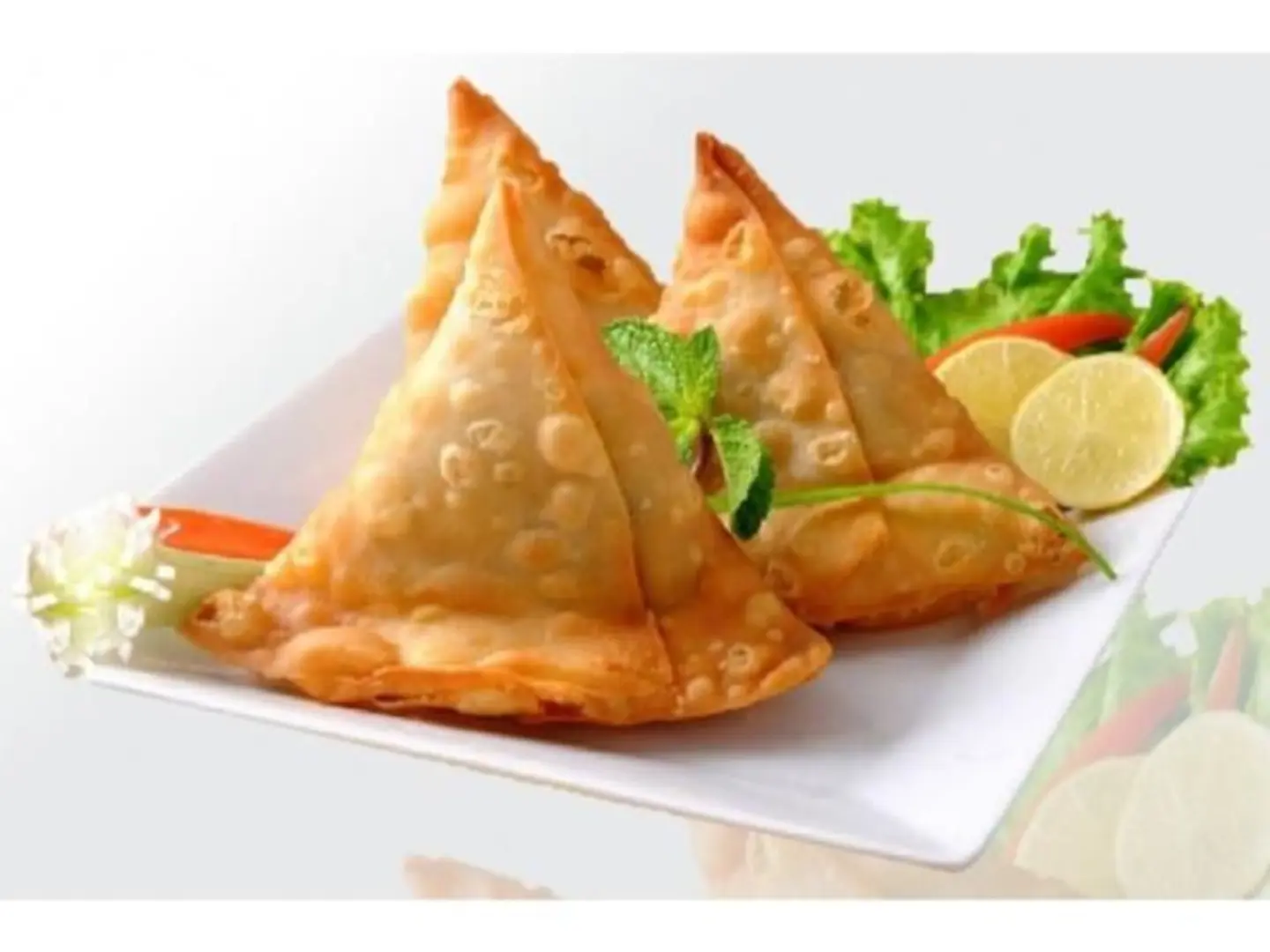 Vegetable Puff - 6 Pieces