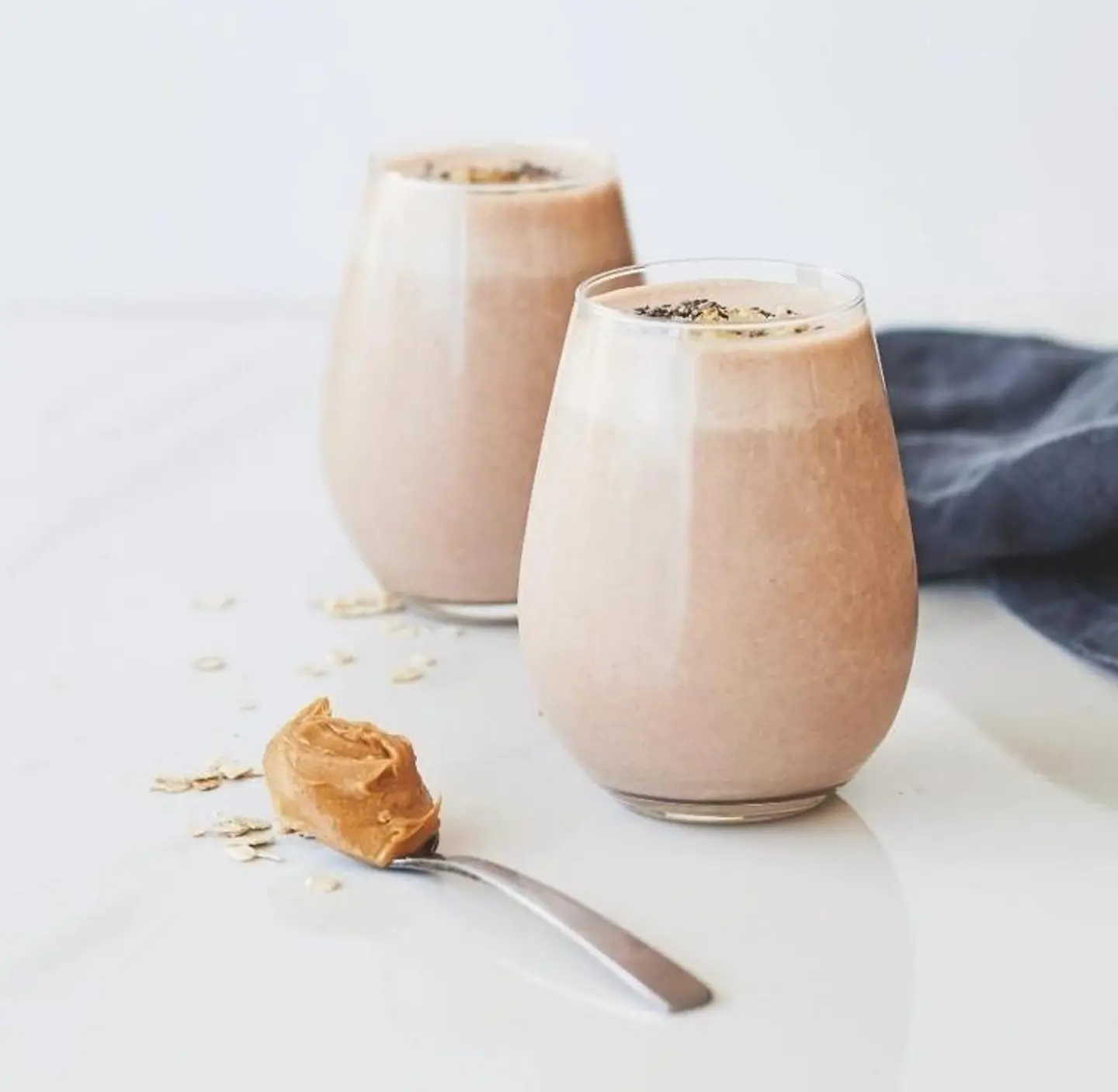 Lotus Milkshake - Medium