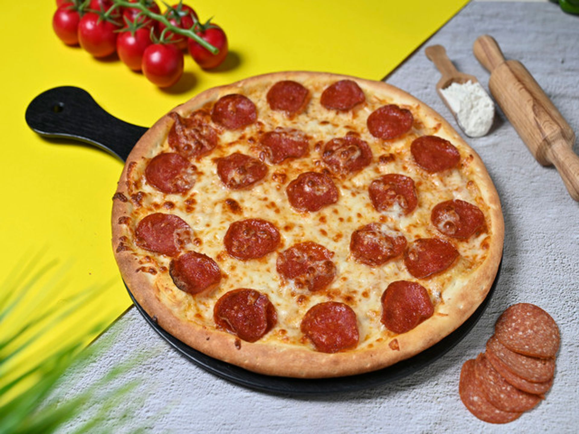 Pepperoni Pizza - Middle