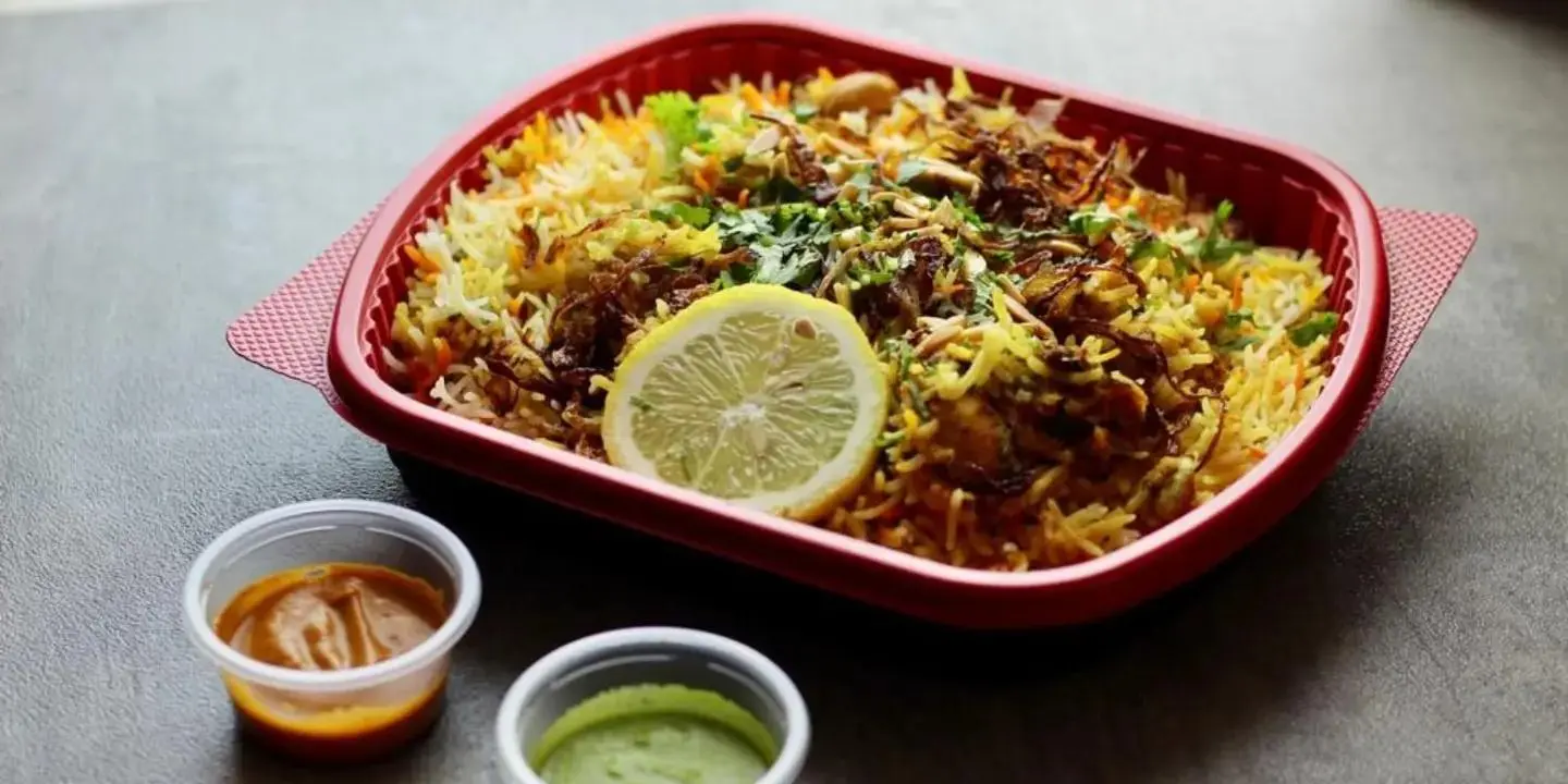 تكة مع رز - ربع دجاجة