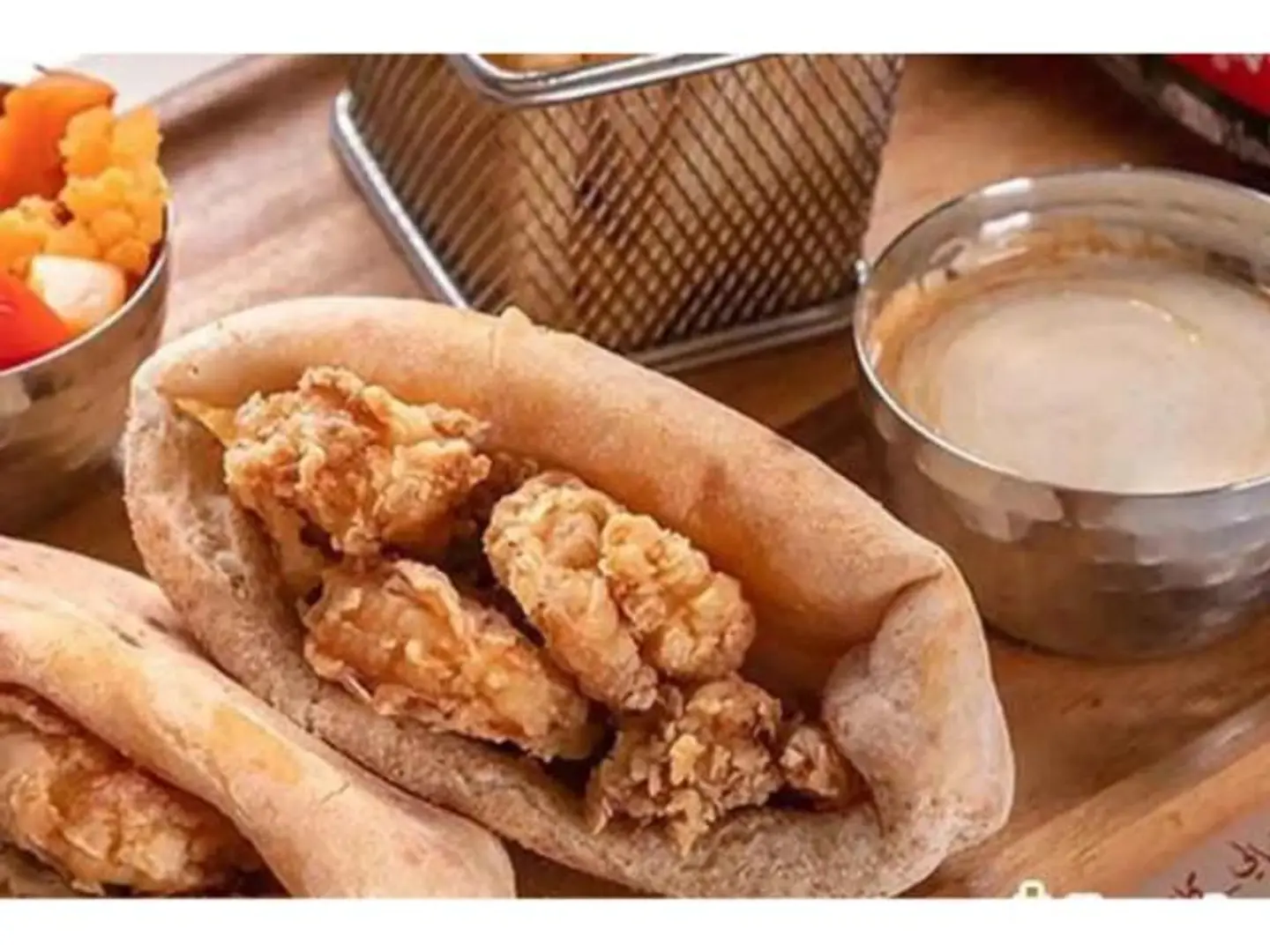 بوكس توينز عيش بلدي 2 جمبري بانية - سنقل