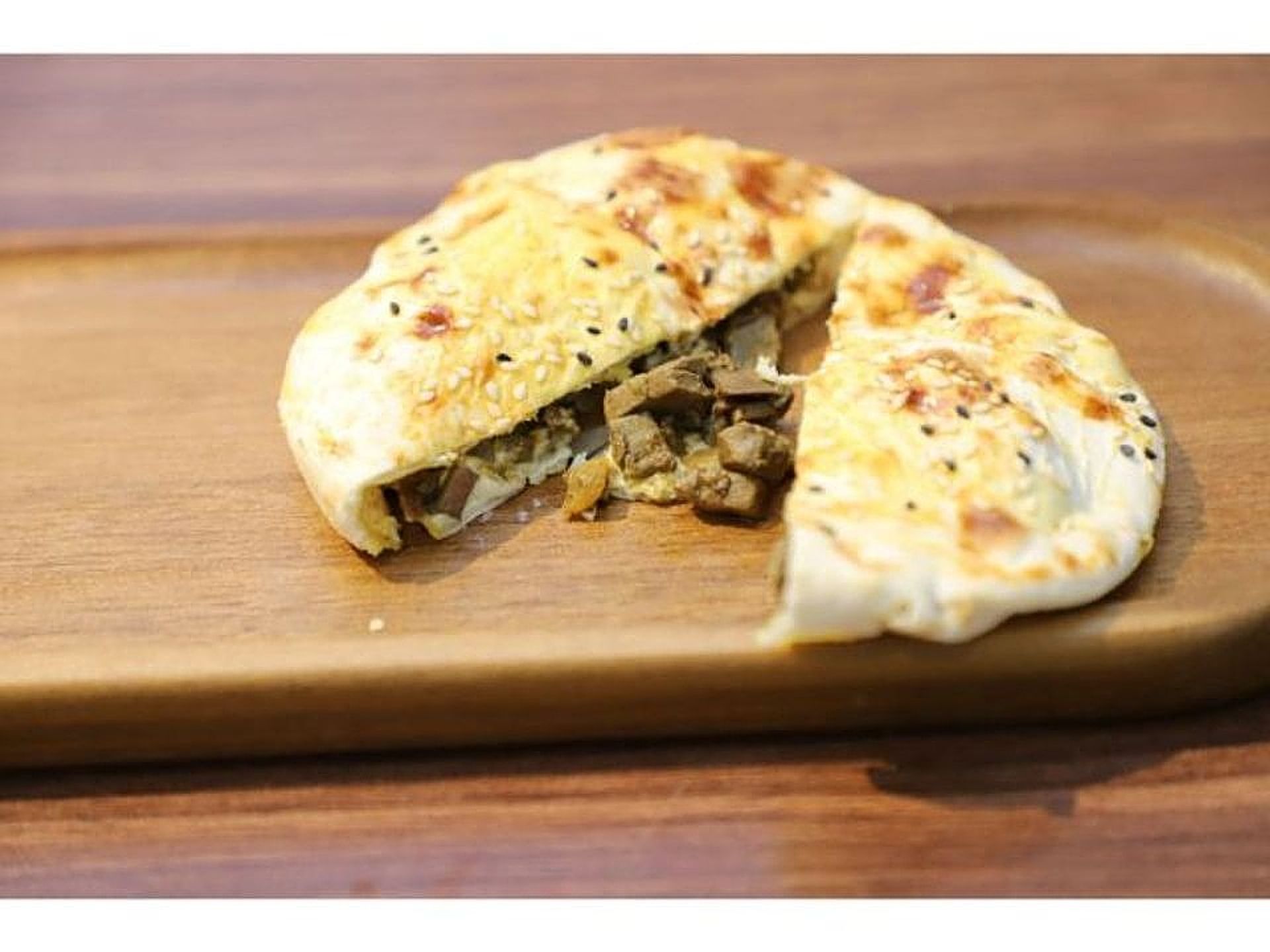 فطيرة كبدة - جبن