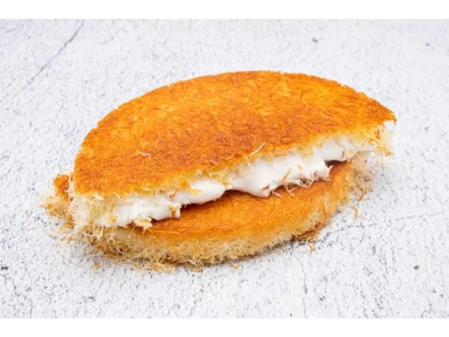 كنافة مكس بالقشطة والجبنة - صغير