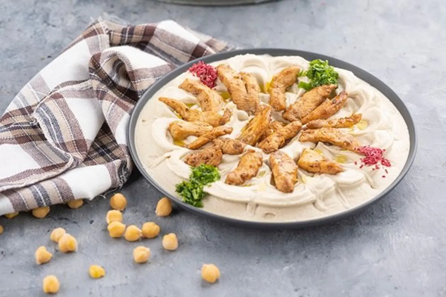 Hummus With Chicken - Small