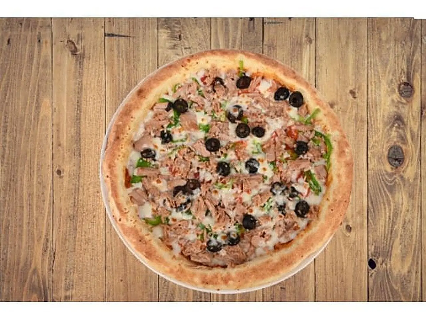 Tuna Pizza - Medium