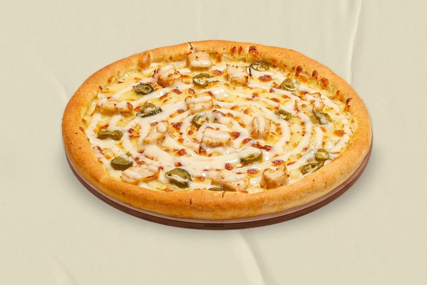 Spicy Chicken Ranch Pizza - Medium