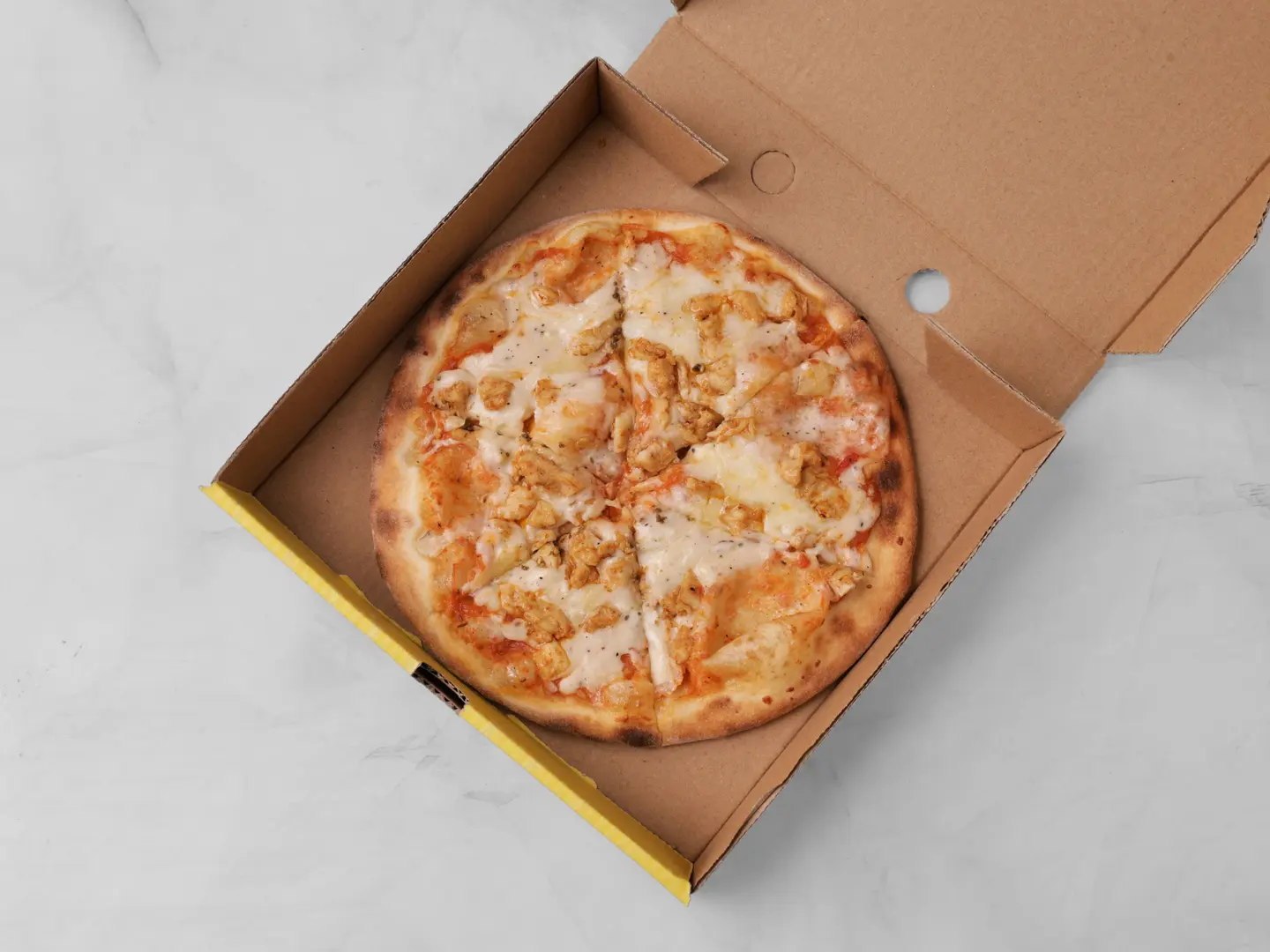 بيتزا دجاج - صغير