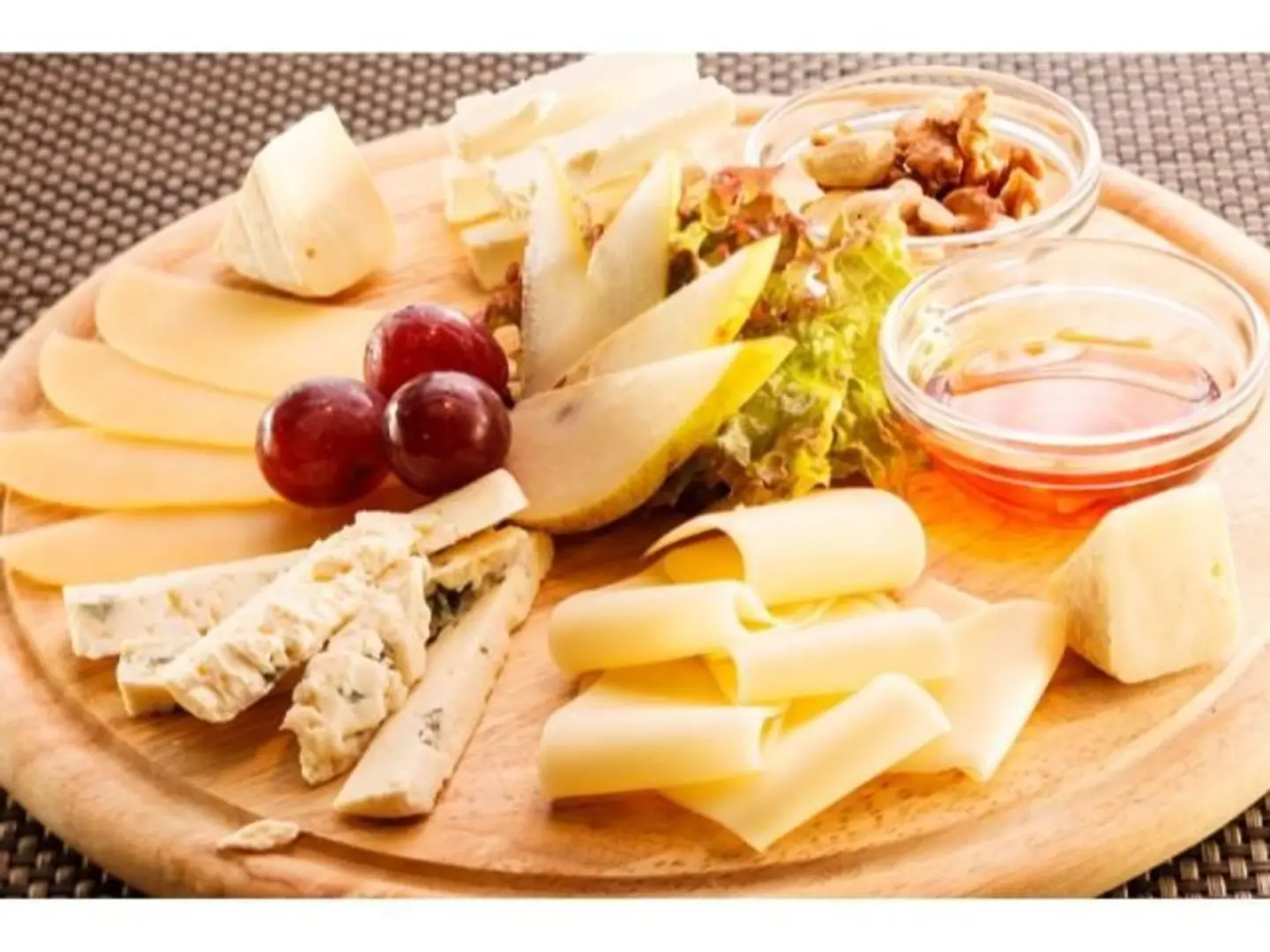 صحن اجبان مشكل سائل - صغير