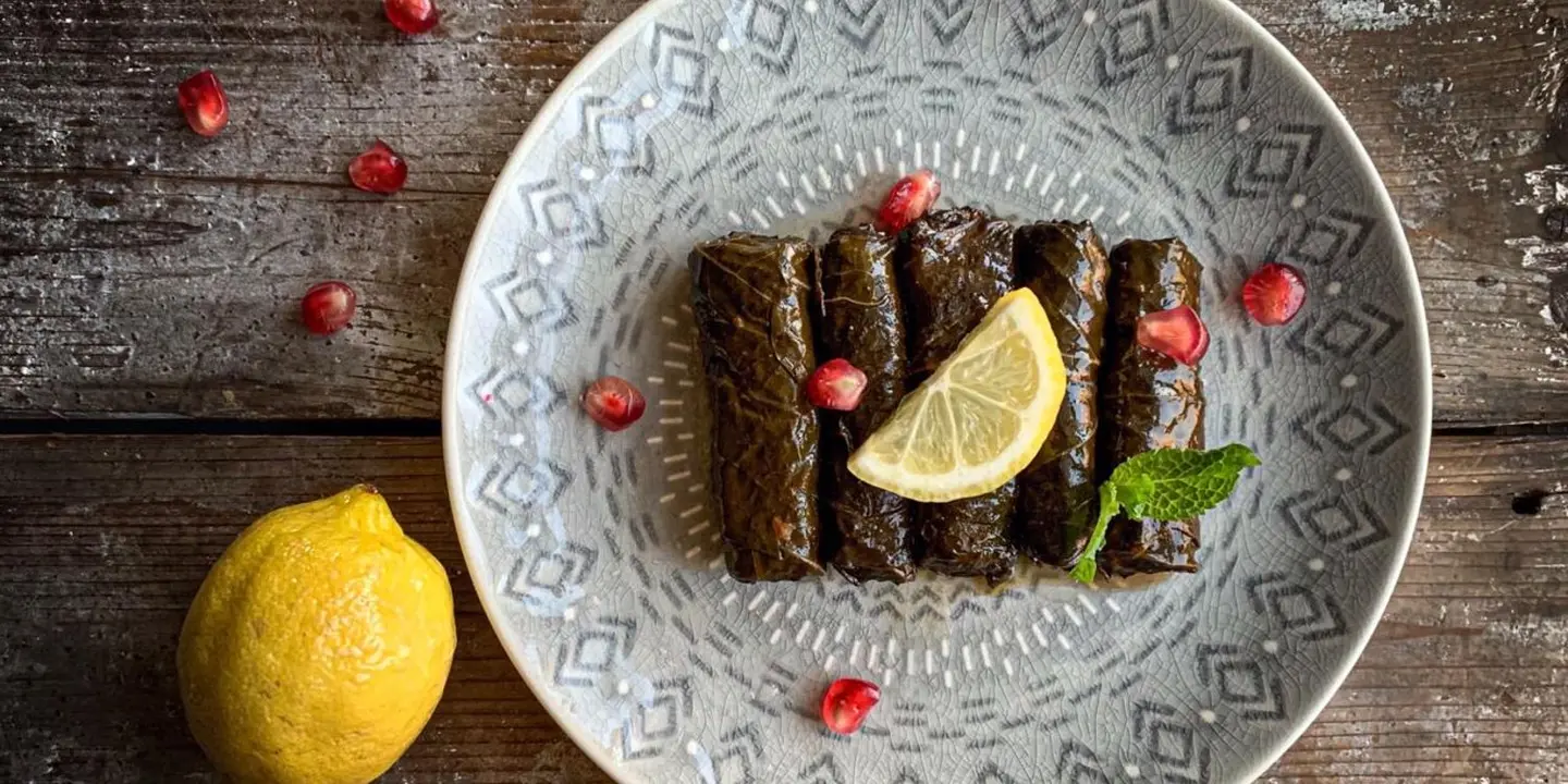 Grape Leaves With Pomegranate Molasses - 10 Pieces