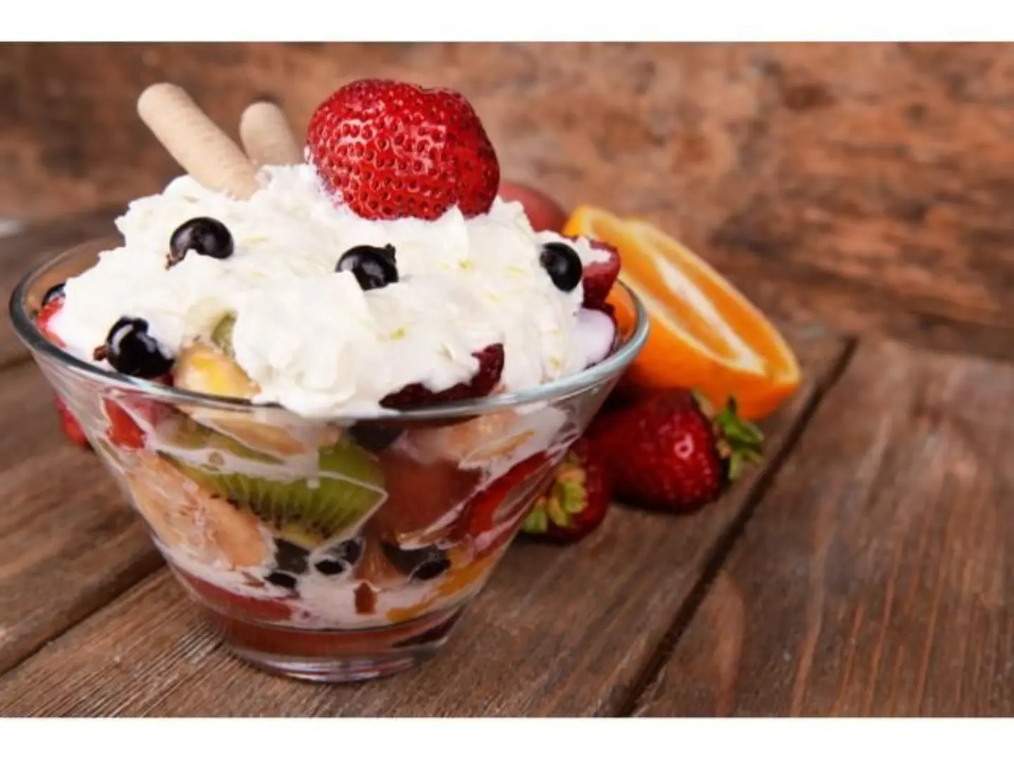 Fruit Salad With Ice Cream - Large