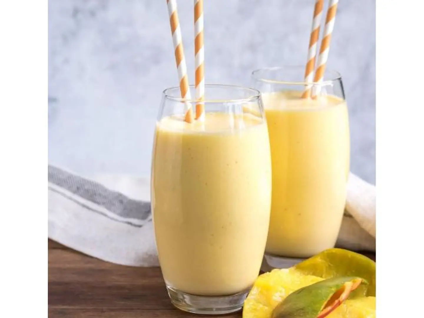 Mango Milkshake - Medium
