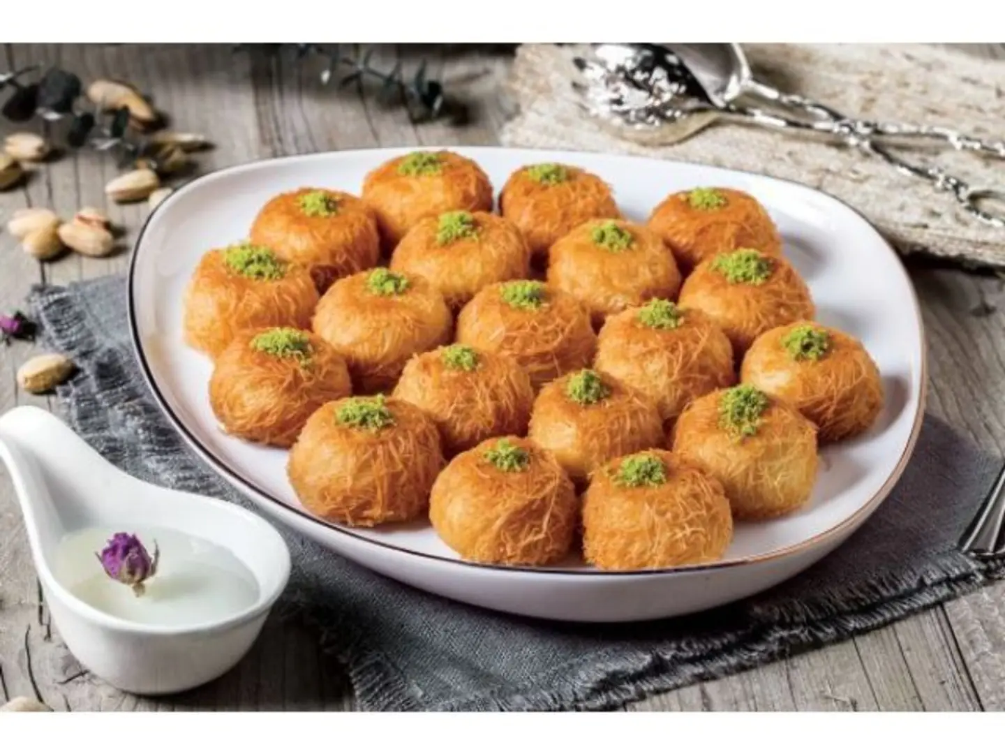 Light Luqmah With Cheese - Medium