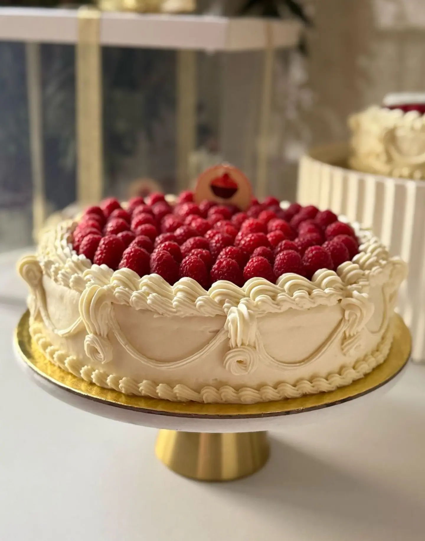 Raspberry Cake - Small (10cm)
