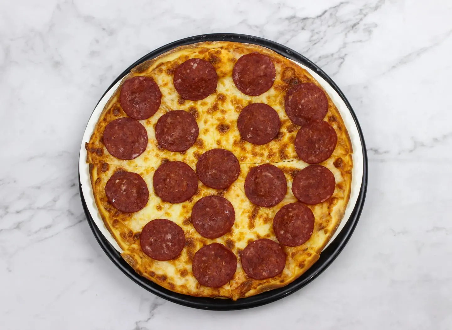 بيتزا بيبروني - صغير