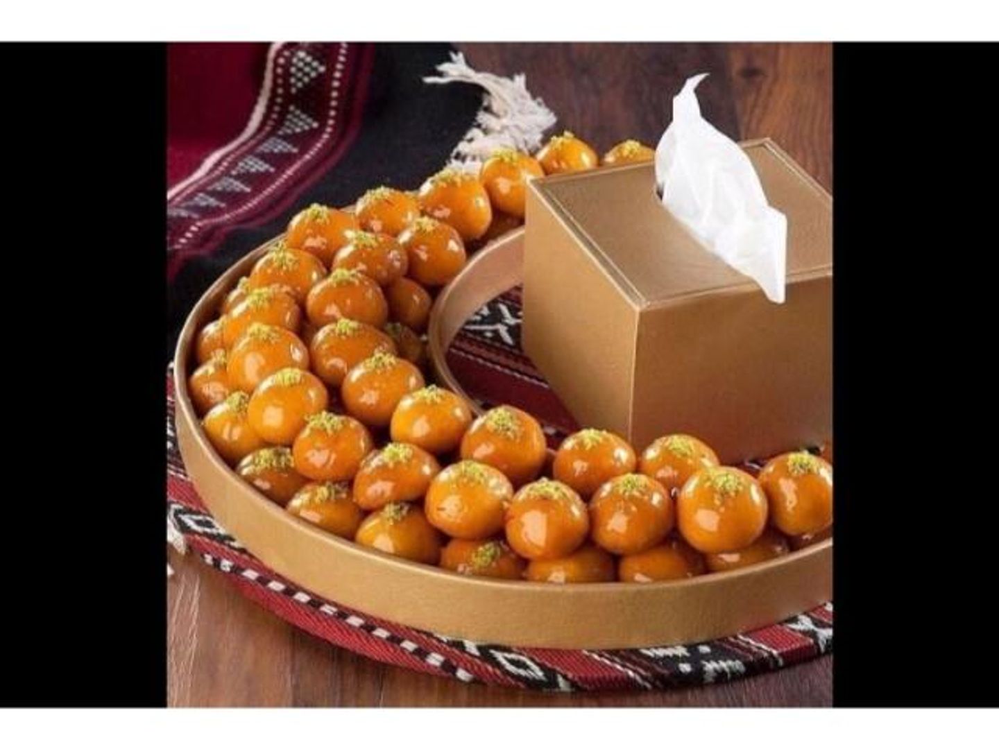بوكس لقيمات - صغير