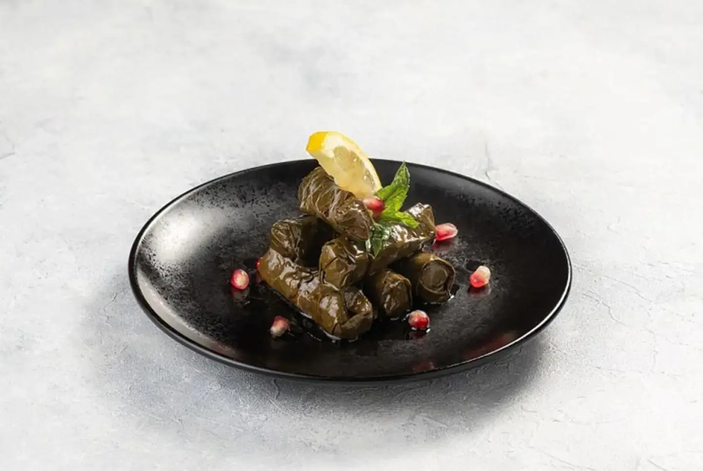 Spicy Grape Leaves - 8 Pieces