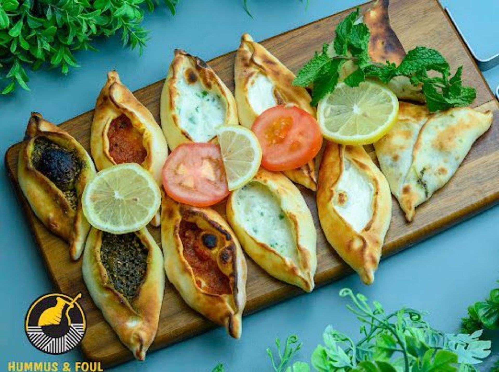 صحن فطائر مشكلة - 10 حبات