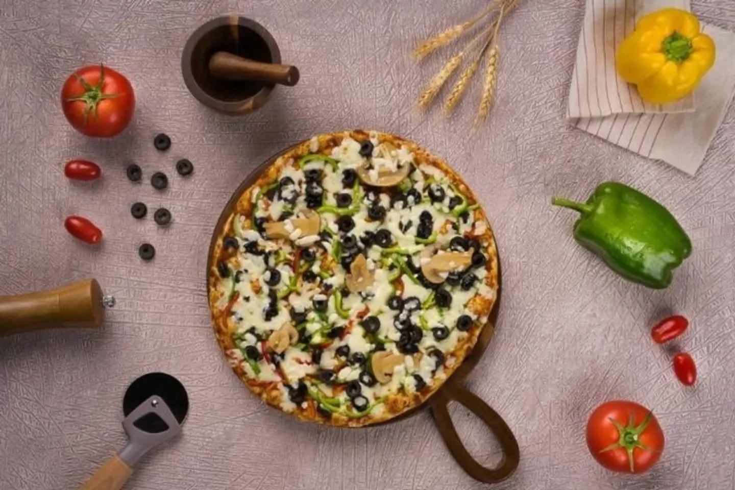 بيتزا خضار - صغير
