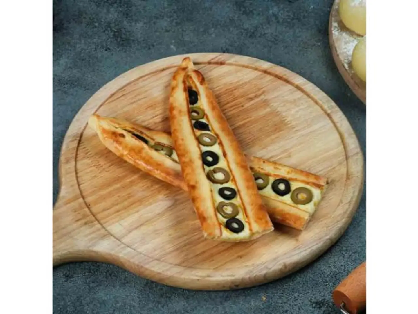 Cheese With Olives - Small