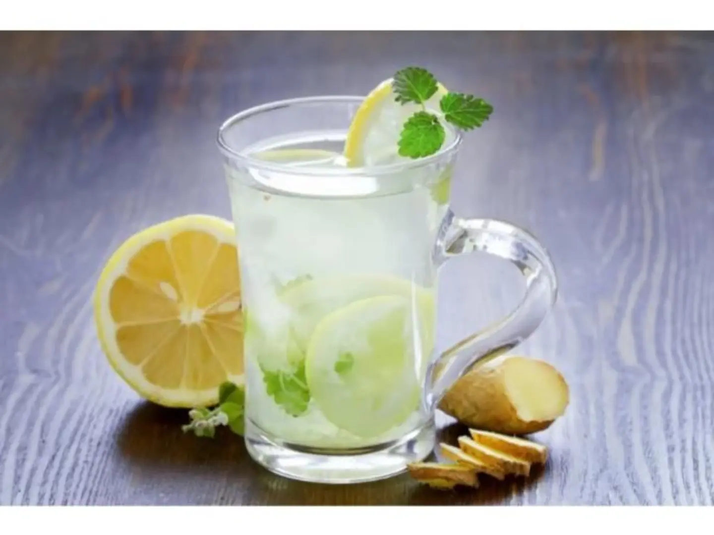 Lemon And Ginger Juice With Mint - Medium