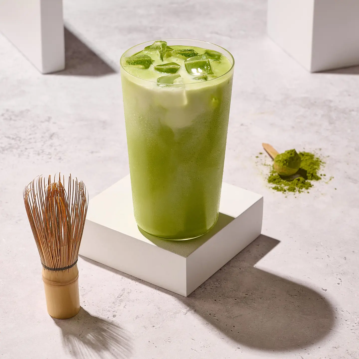 Iced Matcha Latte - Medium