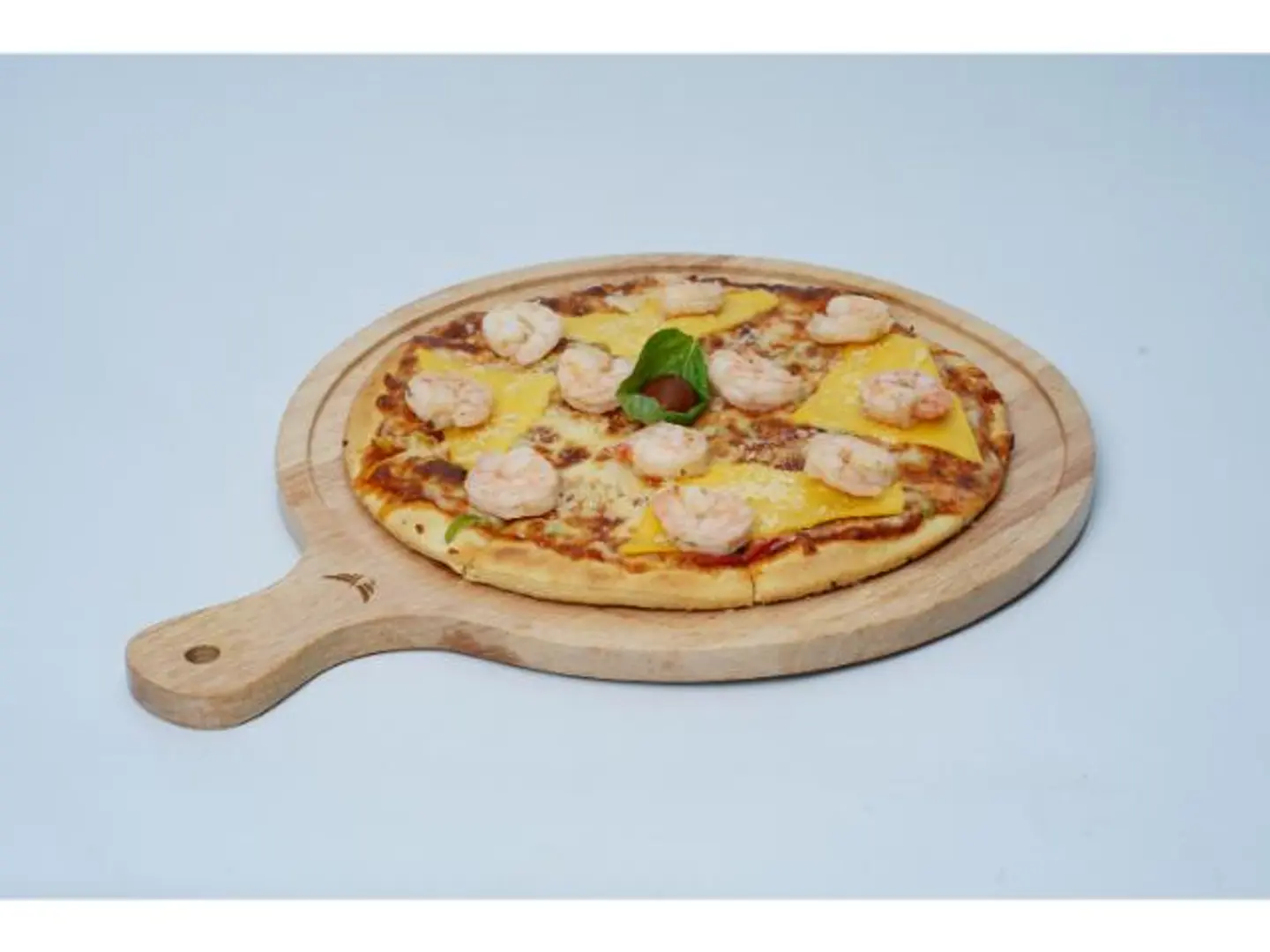 Shrimp Pizza - Medium