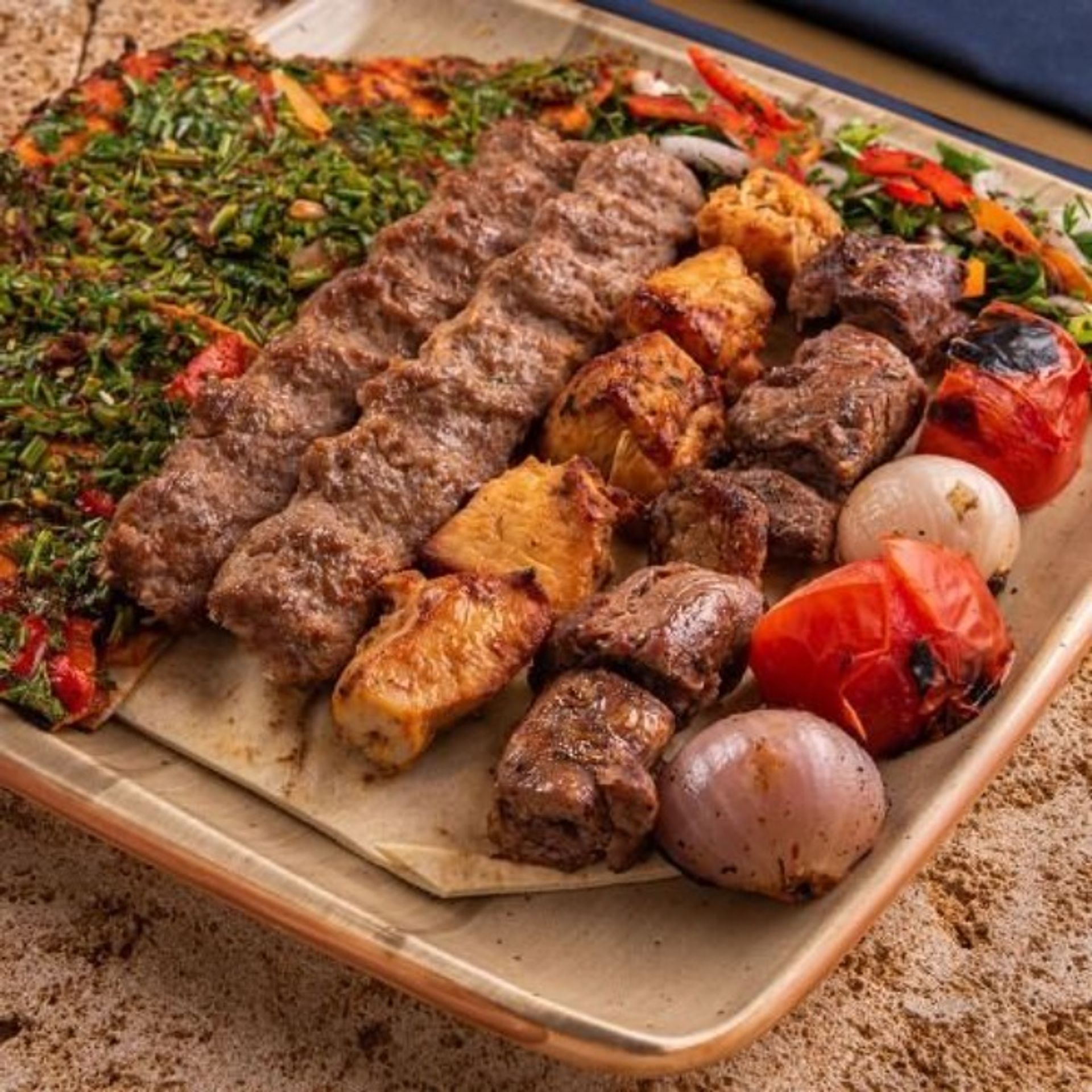 صحن مشكل مشاوي - صحن مشكل مشاوي-٦سيخ