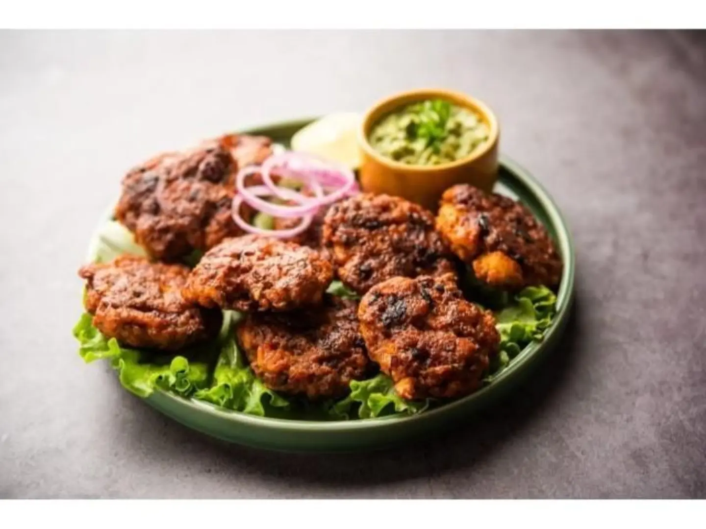 شبلي كباب مع خبز روتي - ربع كيلو