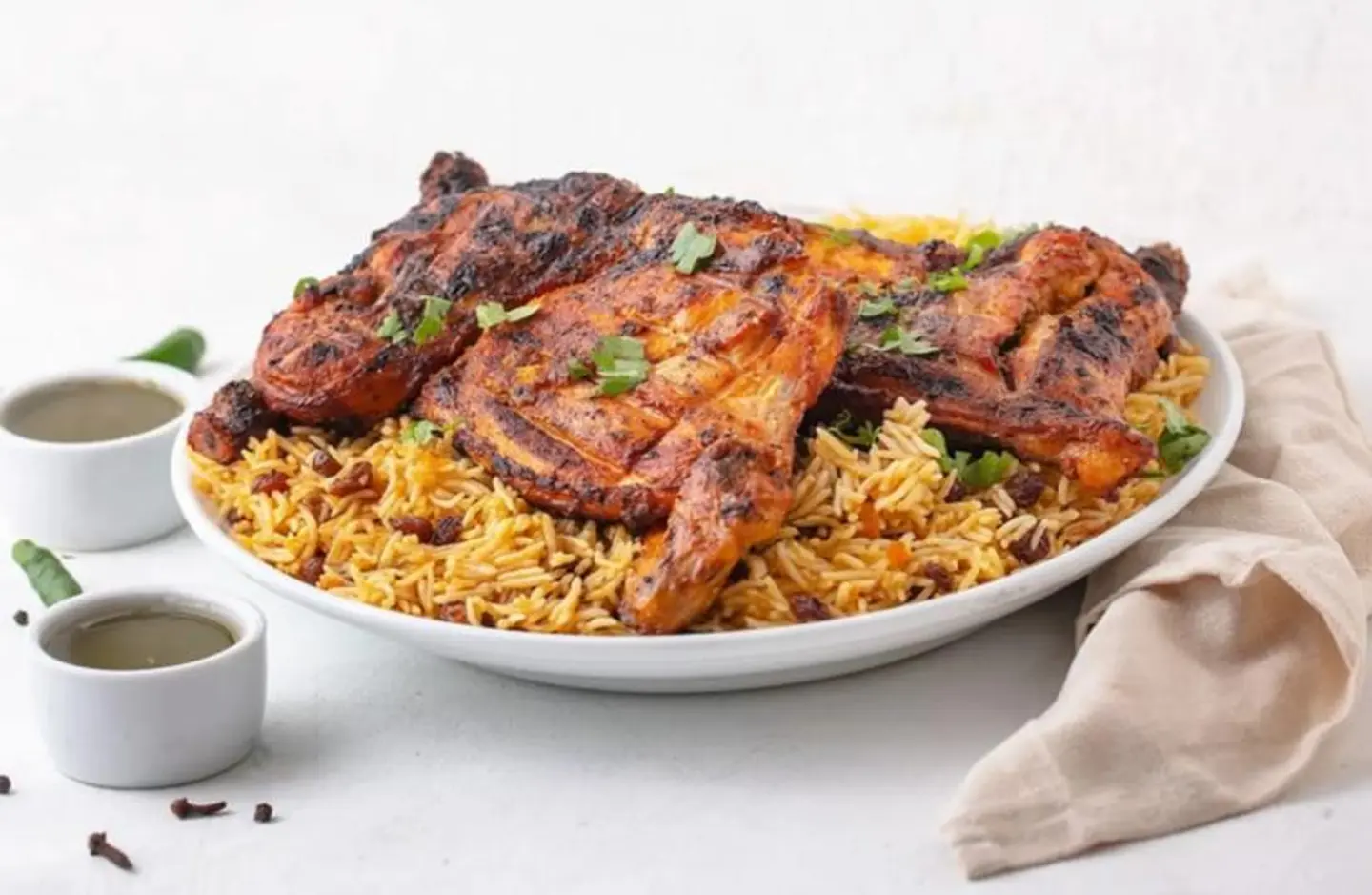 دجاج على الفحم مع الرز - نصف دجاجة