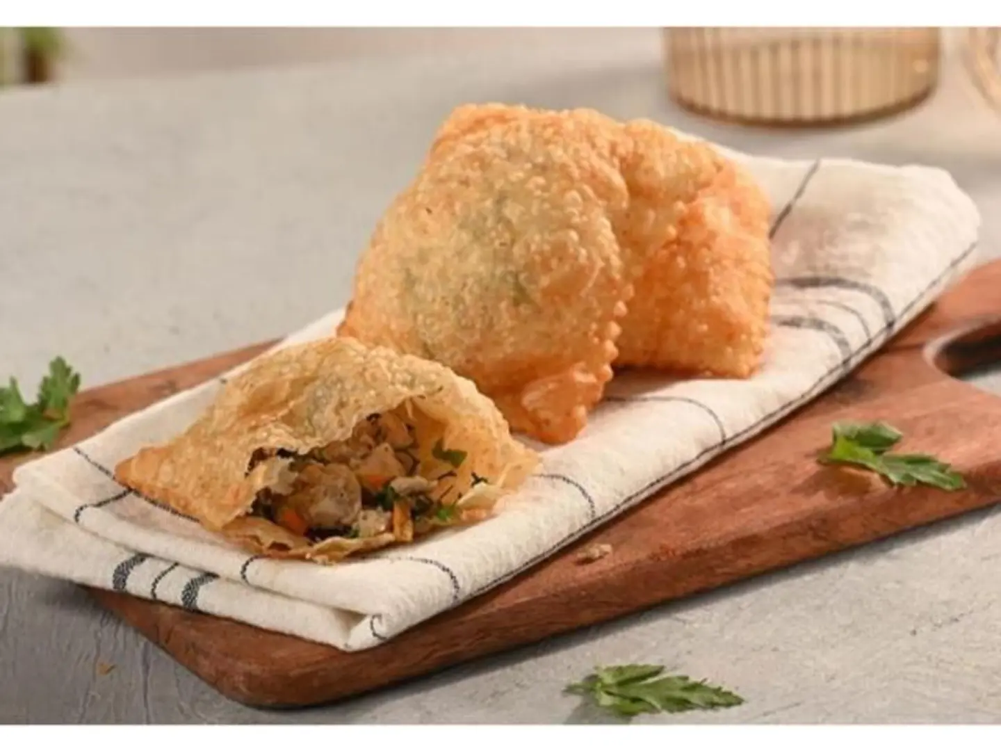 Meat Puff - 8 Pieces