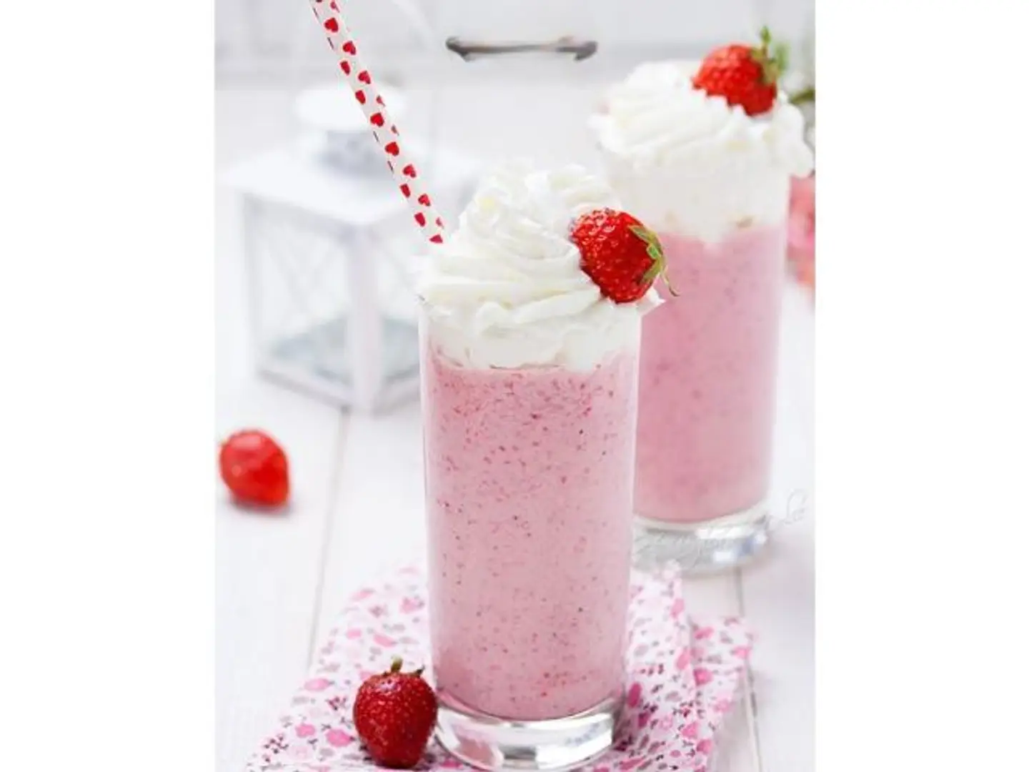 Strawberry Frappe - Medium