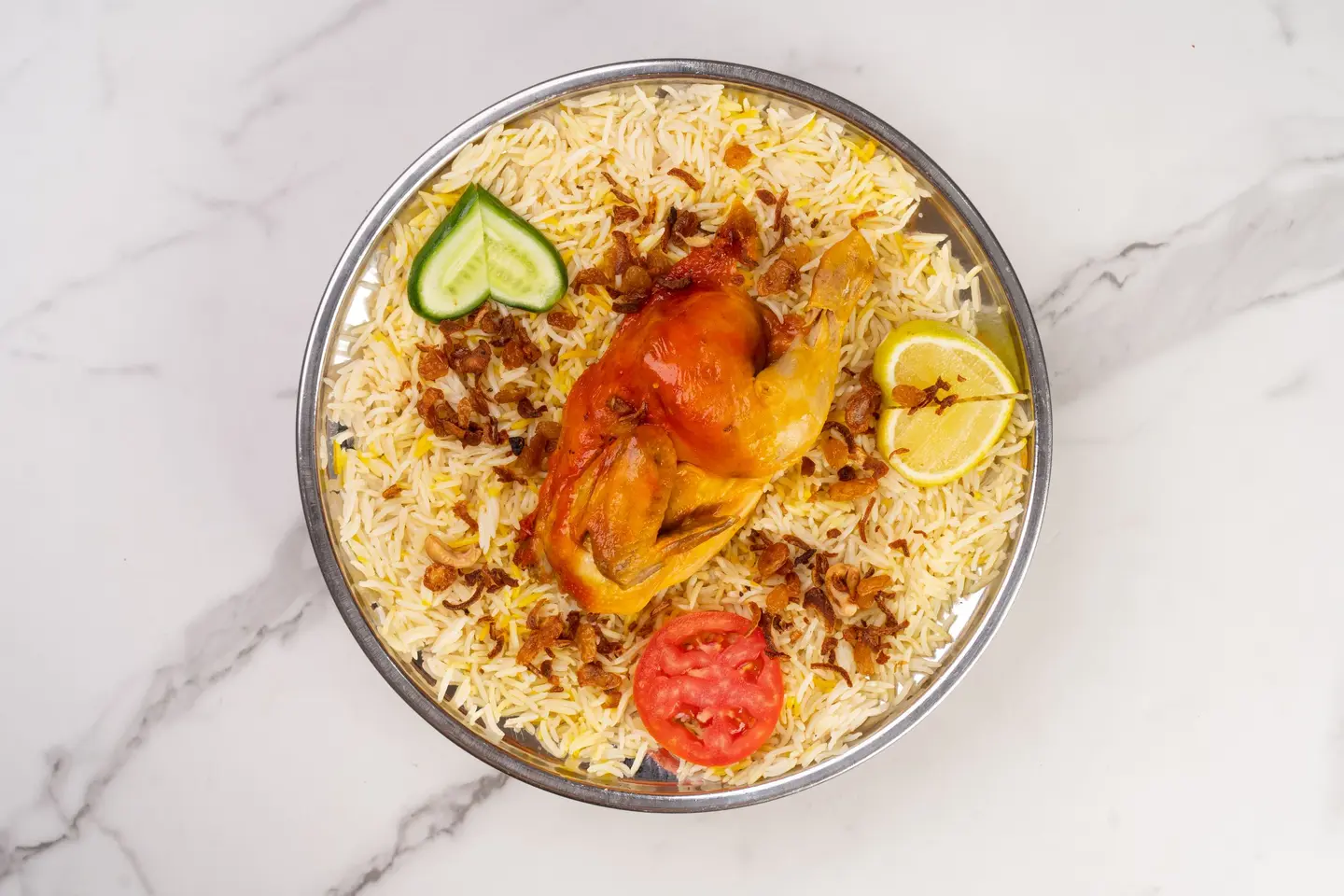 حبة دجاج مندى مع الأرز