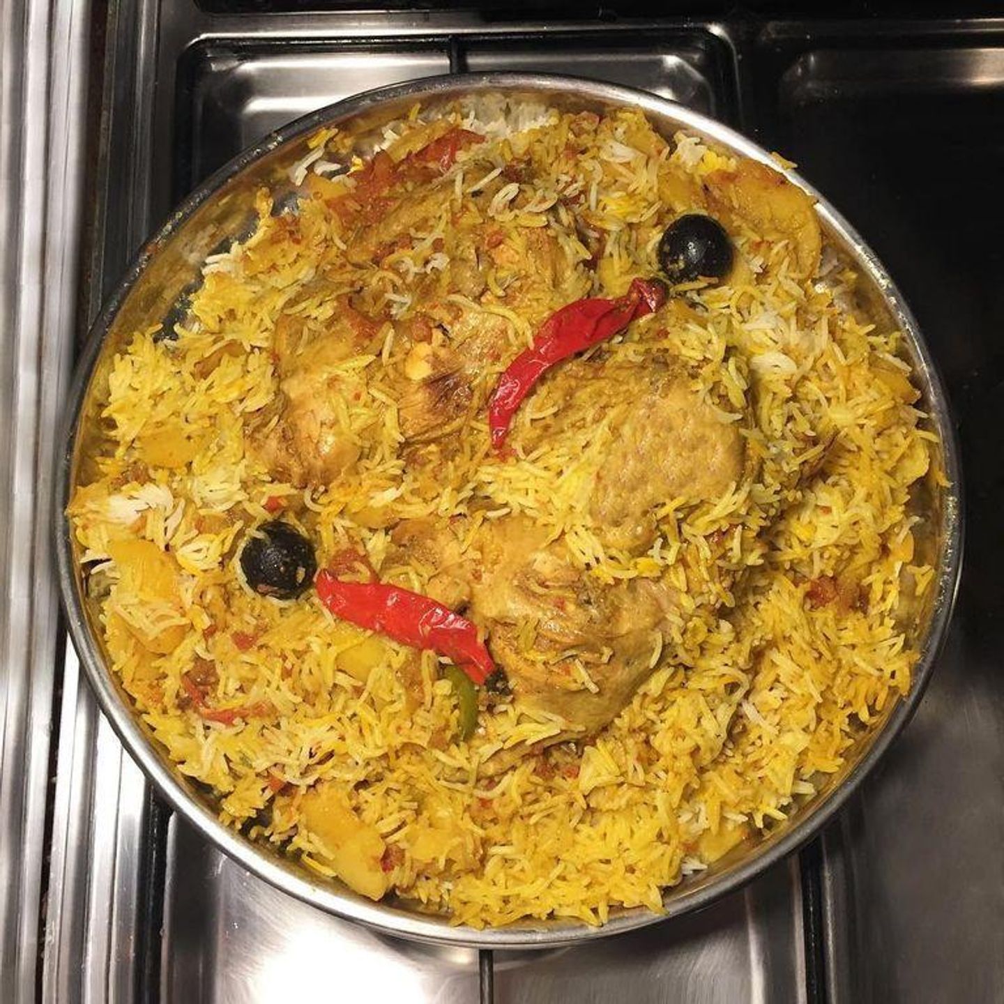 دجاج مدفون - نص حبة دجاج