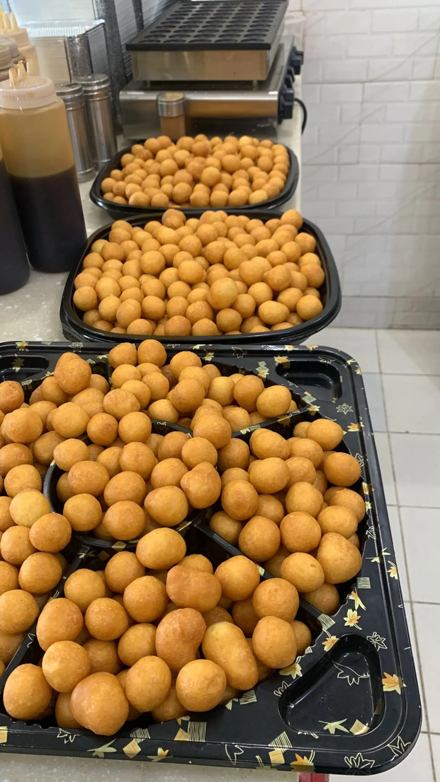 بوكس لقيمات عائلي مشكل - وسط