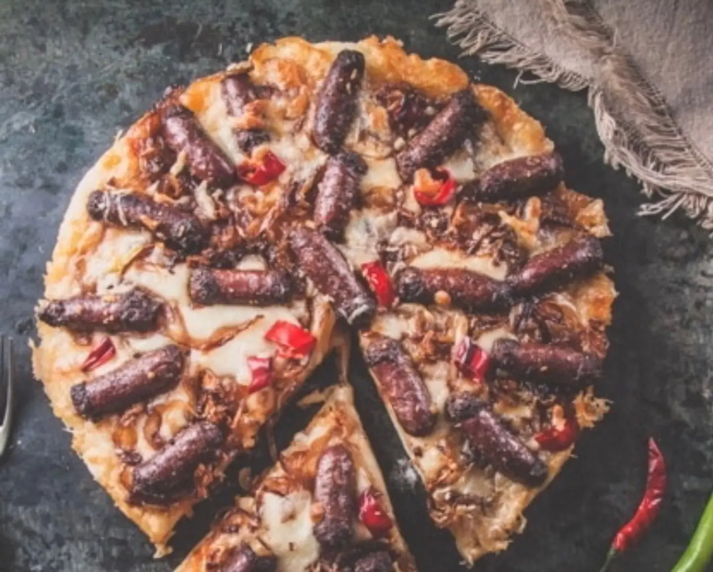 Pizza Basterma Kiri - Medium