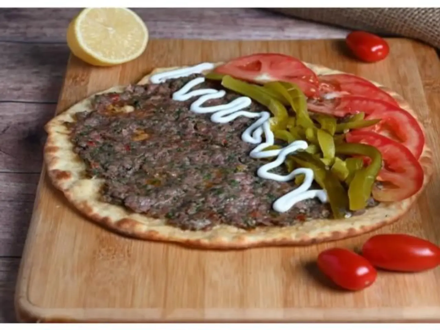 لحم بالخضار - صغير