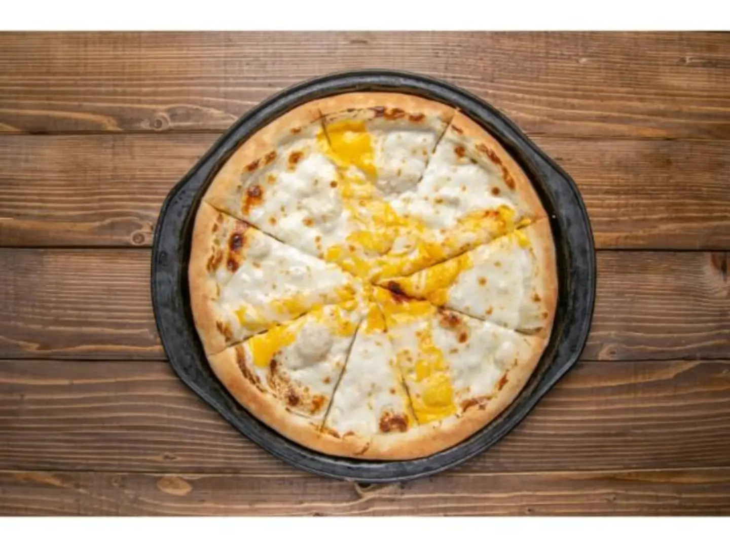 Yellow Cheese Pizza - Medium
