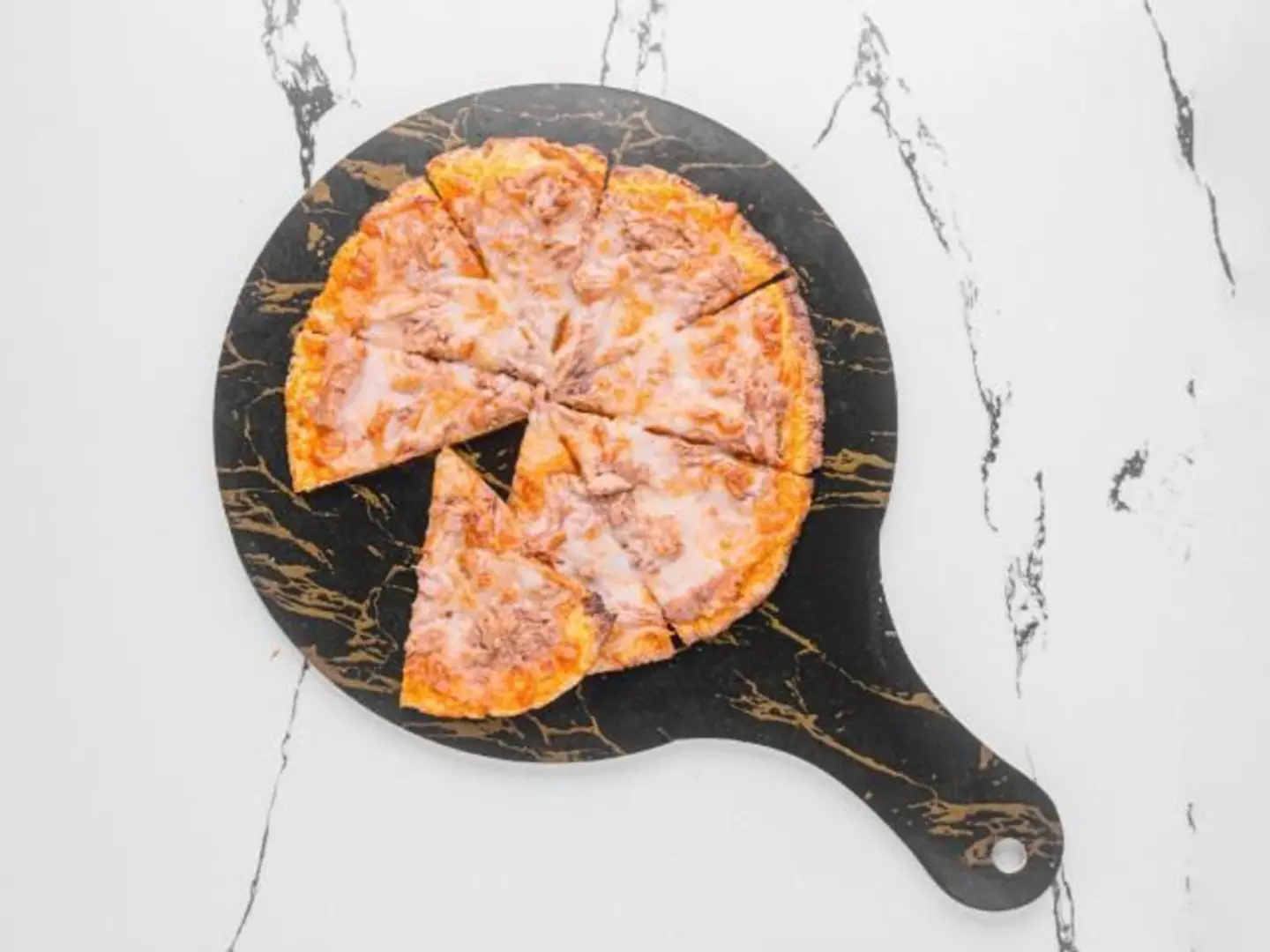 بيتزا جبن - صغير