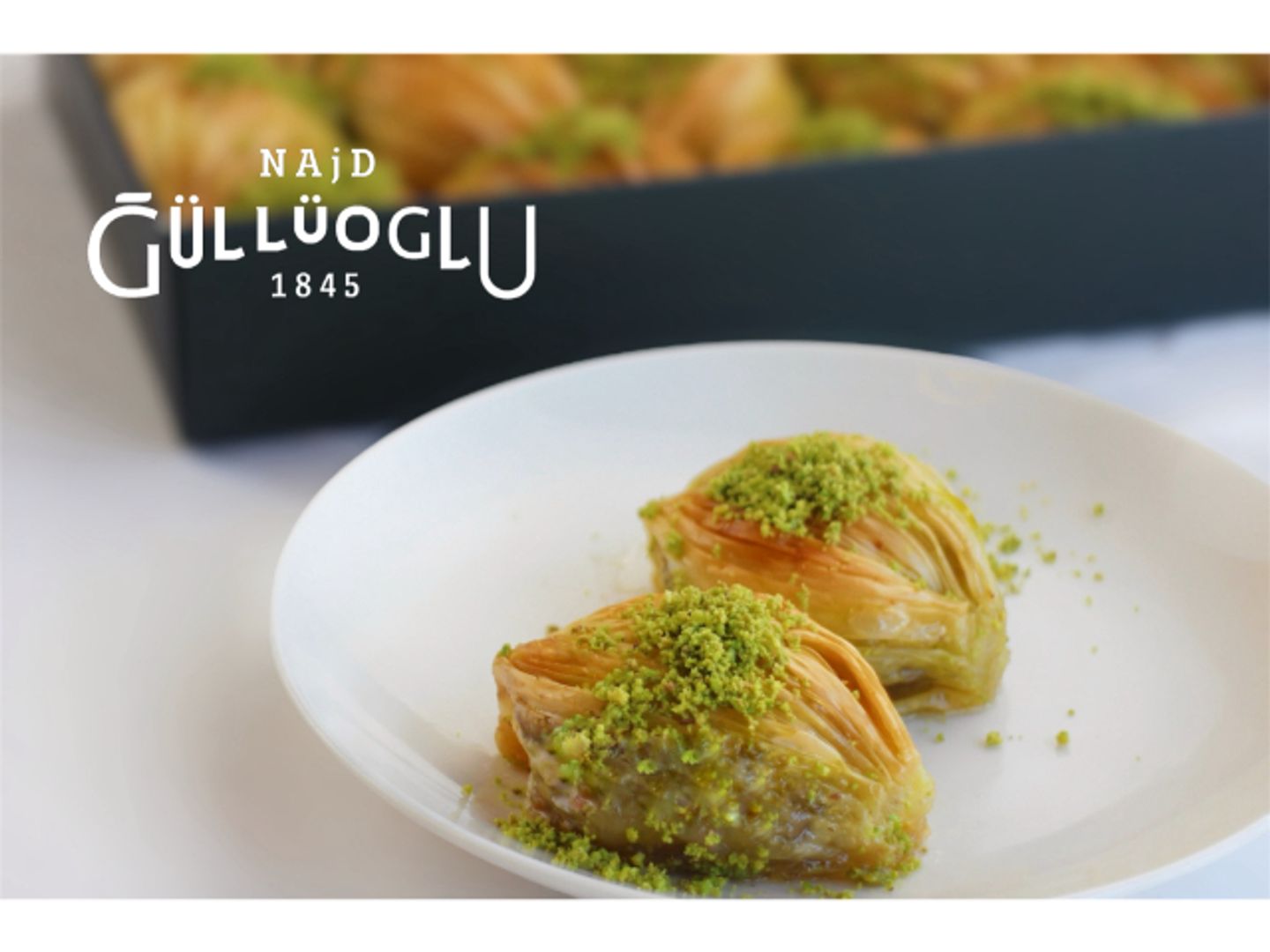 Alsudfa Baklava With Cream - 1/4 Kg
