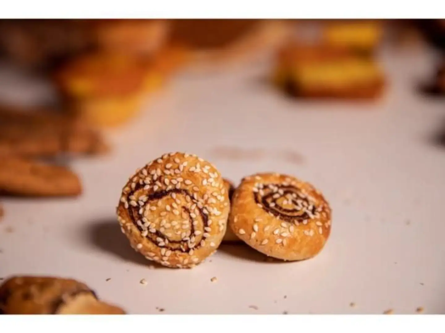 Sesame Dates - Half Kilo