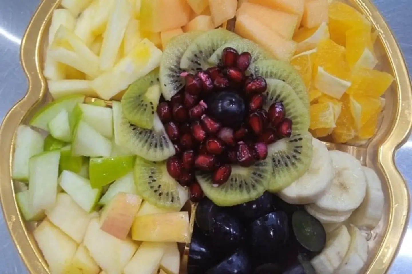 طبق فواكهة - وسط