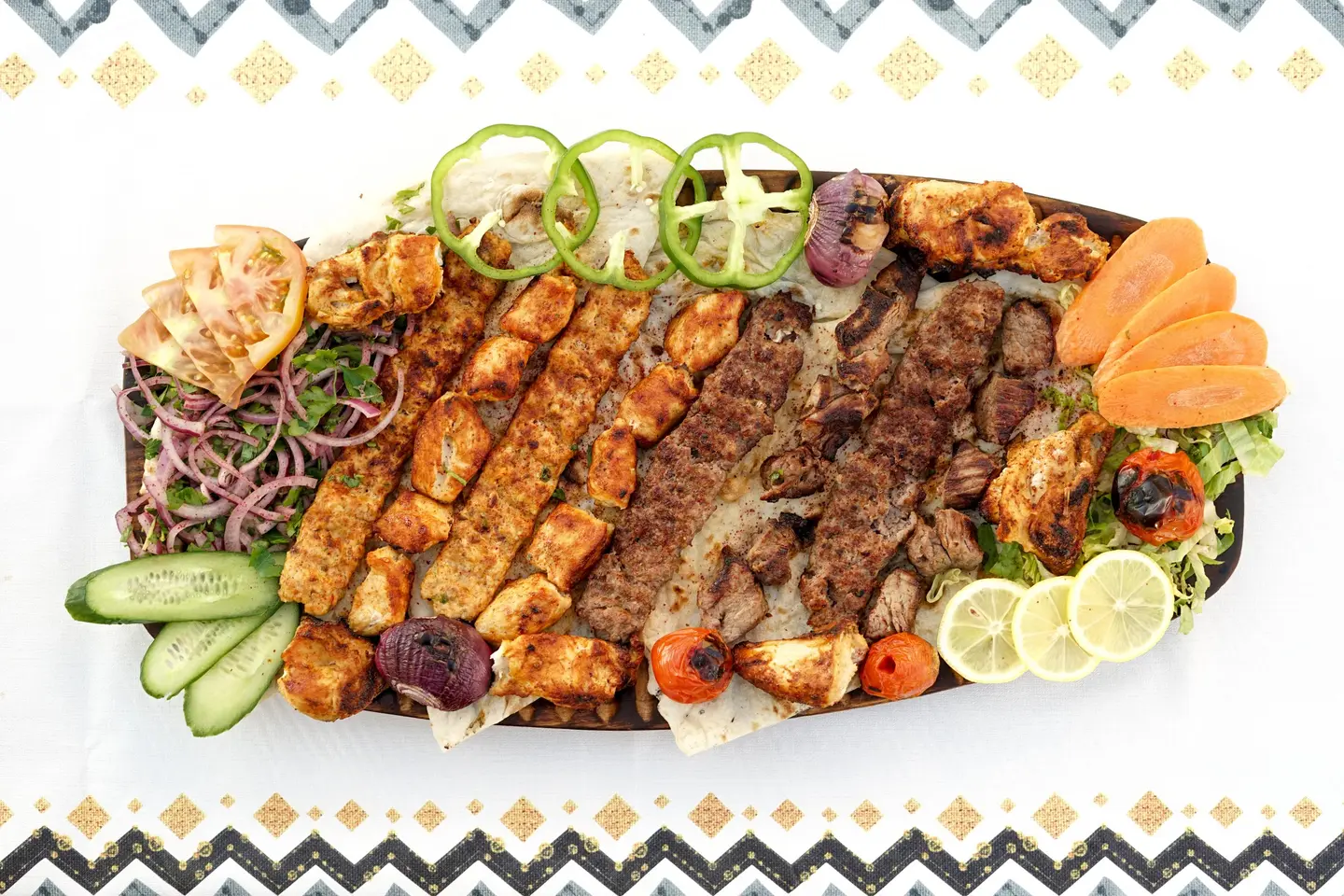 Regular Mixed Tray - 16 Regular Mixed Skewers With Rice