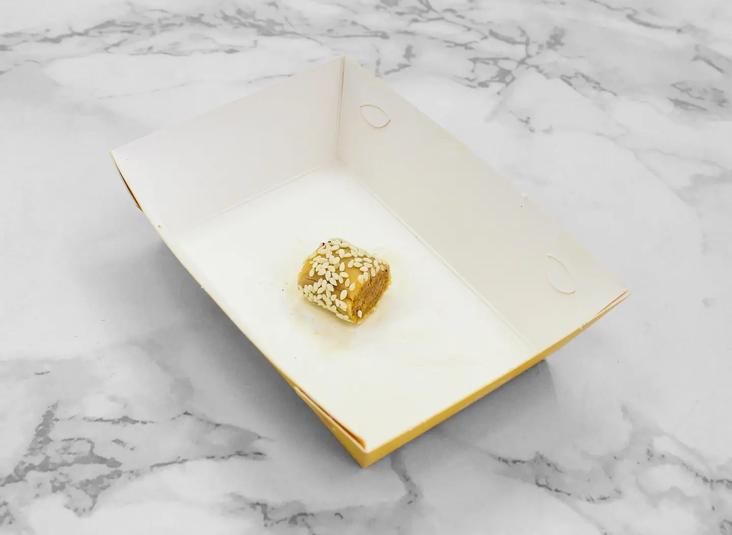 مقروط سمسم - صغير