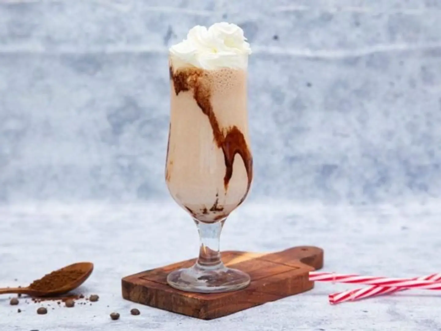 ميلك شيك كت كات - وسط