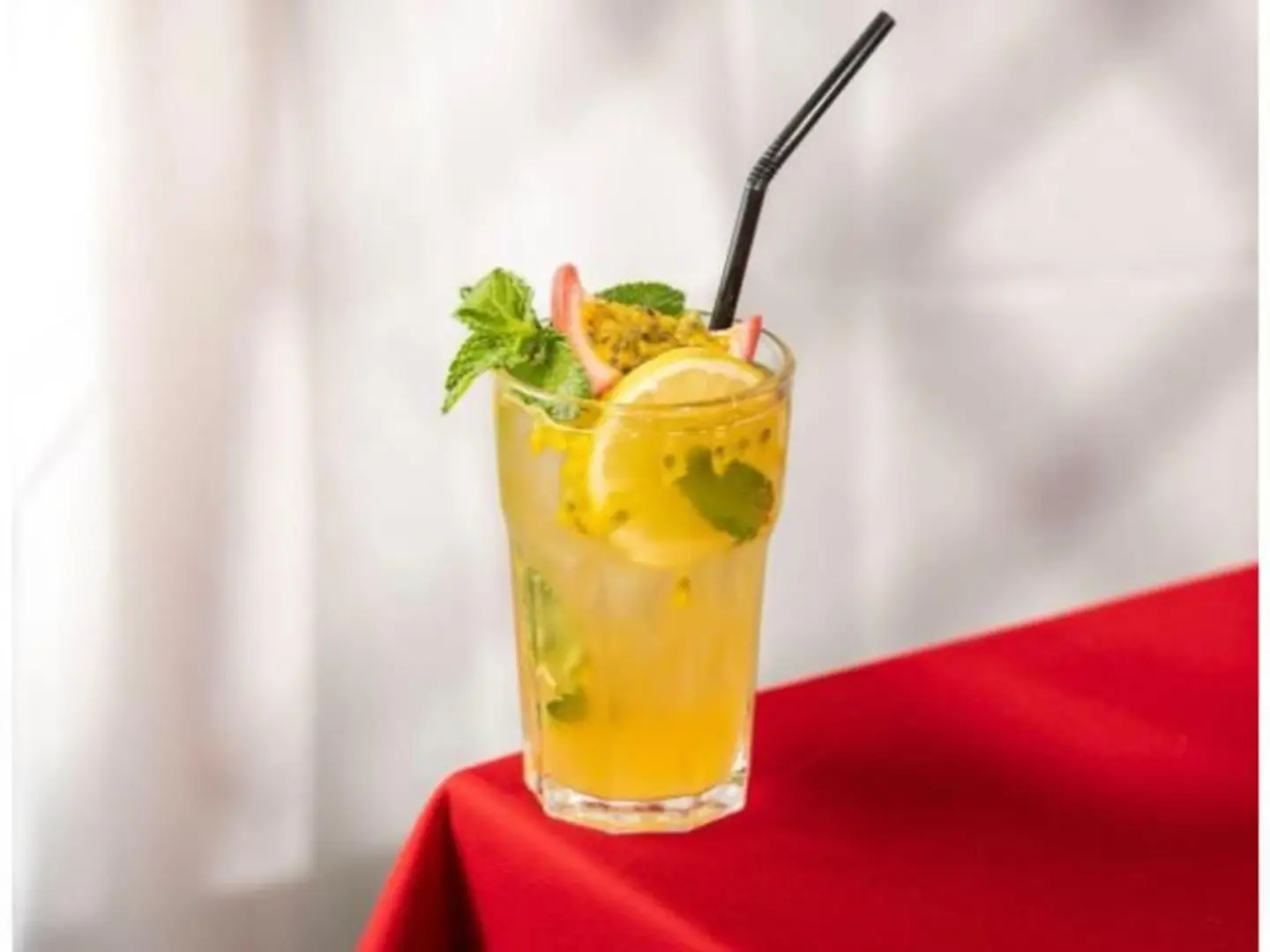 Passion Fruit Mojito - Medium