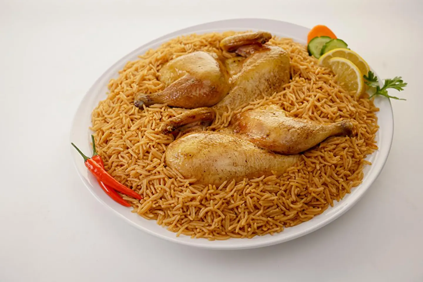 مدفون دجاج مع الأرز - نص حبة دجاج