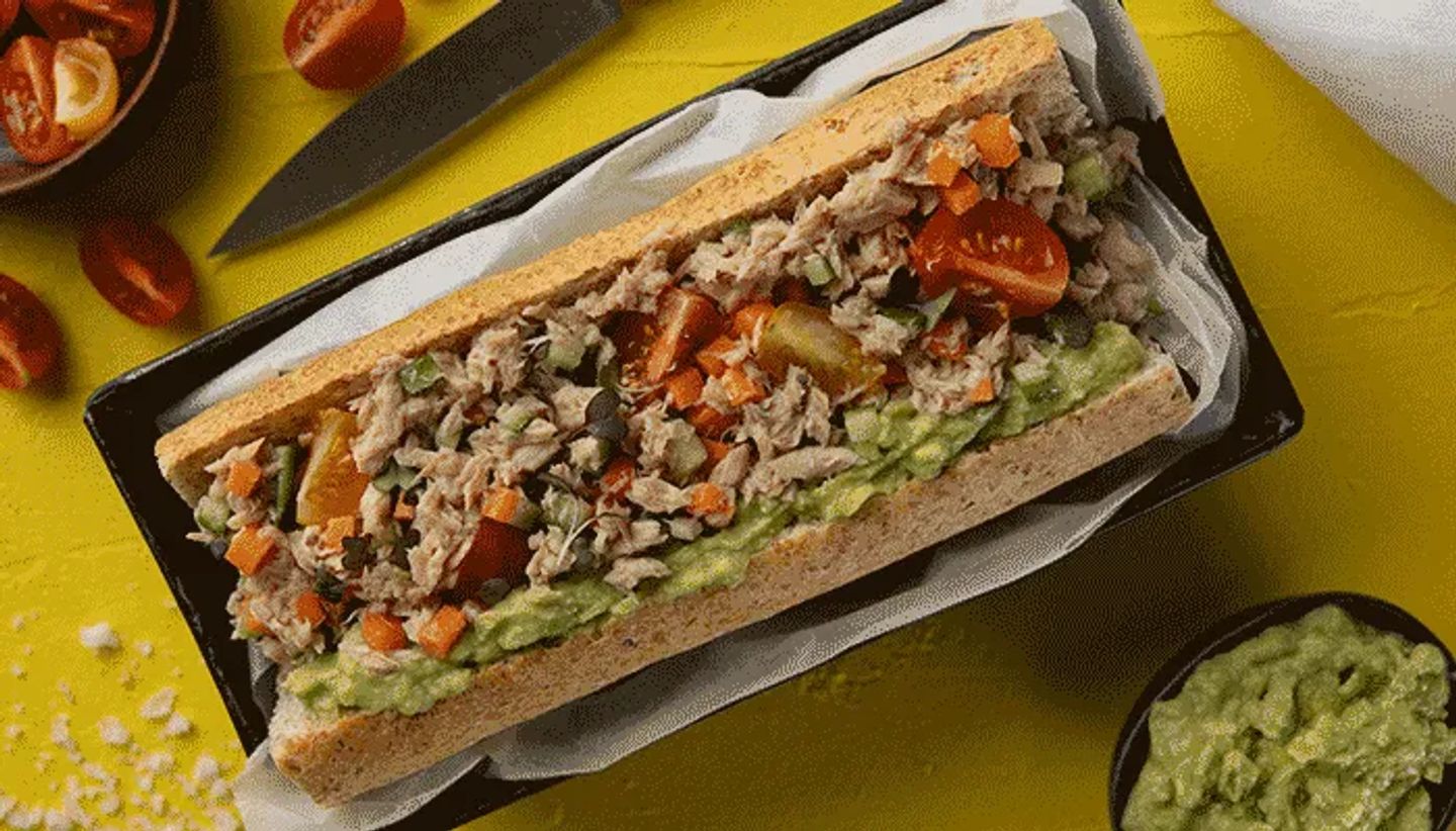 ساندوتش تونة مطبوخ مع جبنة - نص
