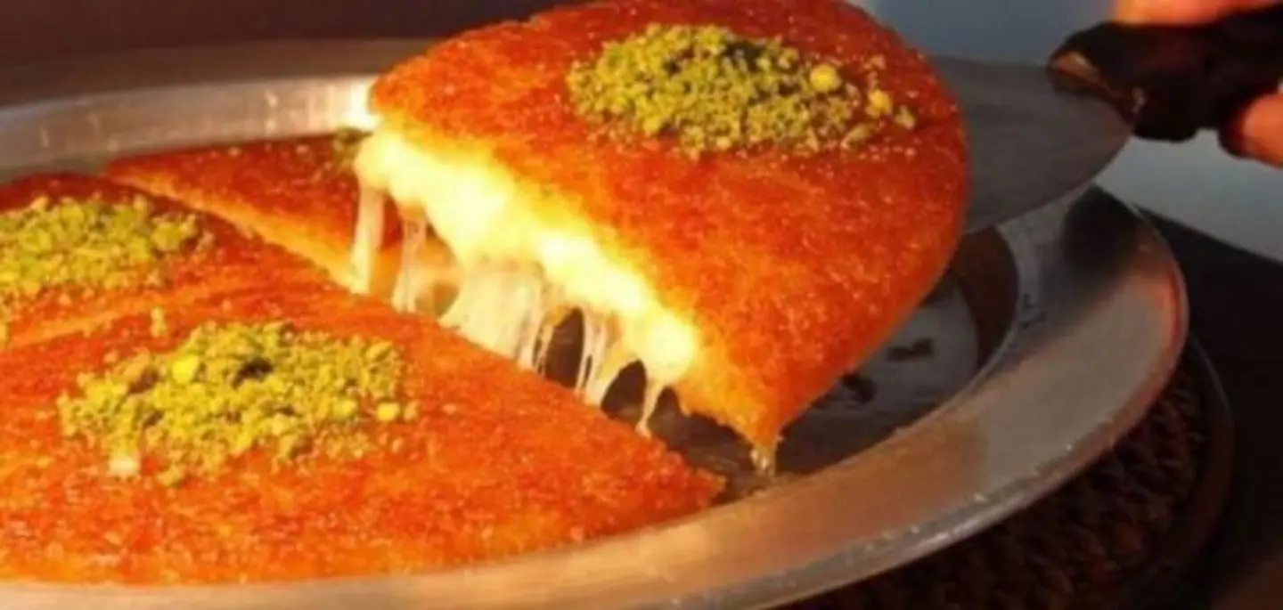 Mini Rectangular Kunafah Without Sauce - 8 Pieces