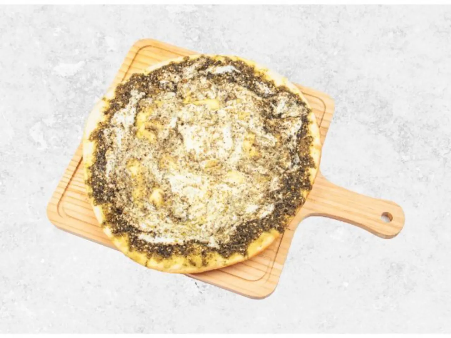 بيتزا لبنة وزعتر - كبير