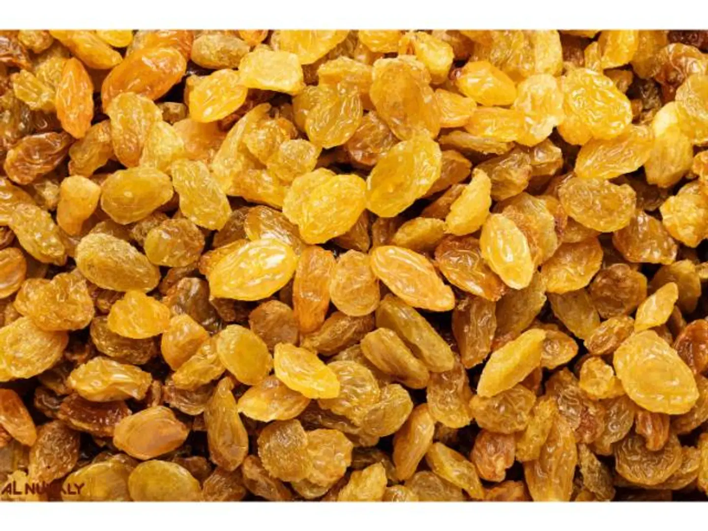 Large Yellow Raisins - 250 Grams